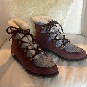 Sorel Alpine Sneakchic Boots Size 7.5